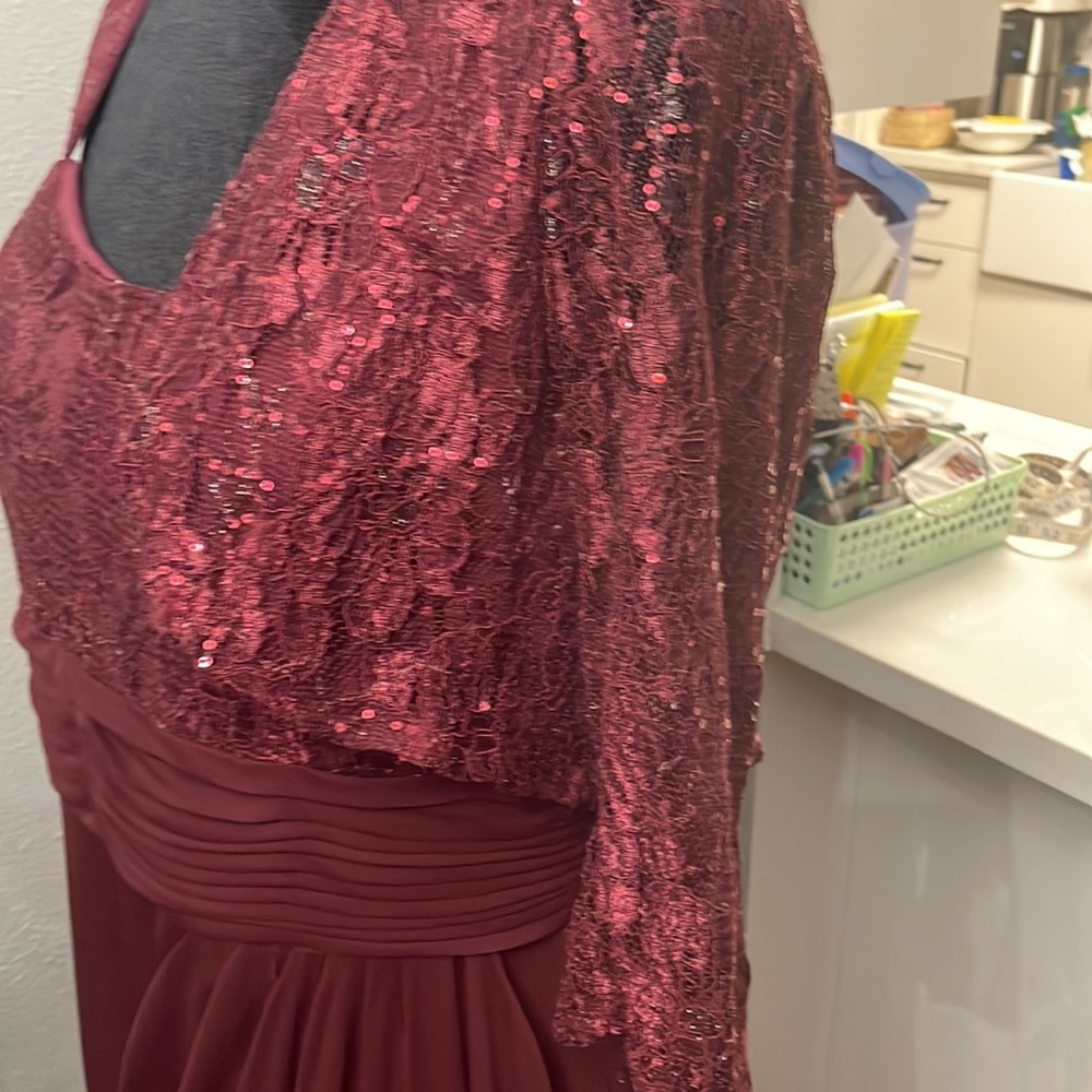 EVA Gown - Picture 12 of 16